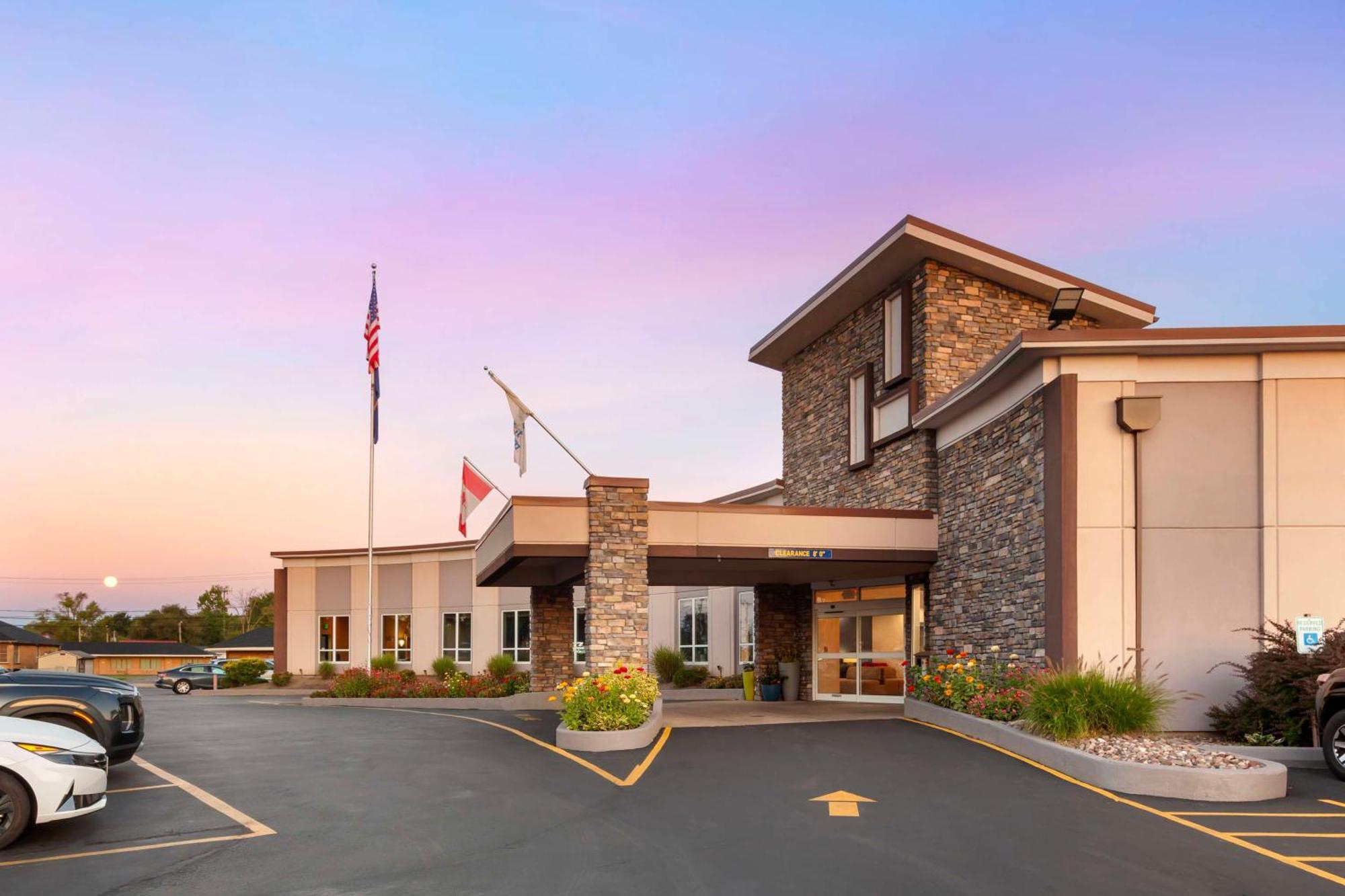Best Western Summit Inn Niagara Falls Exterior photo
