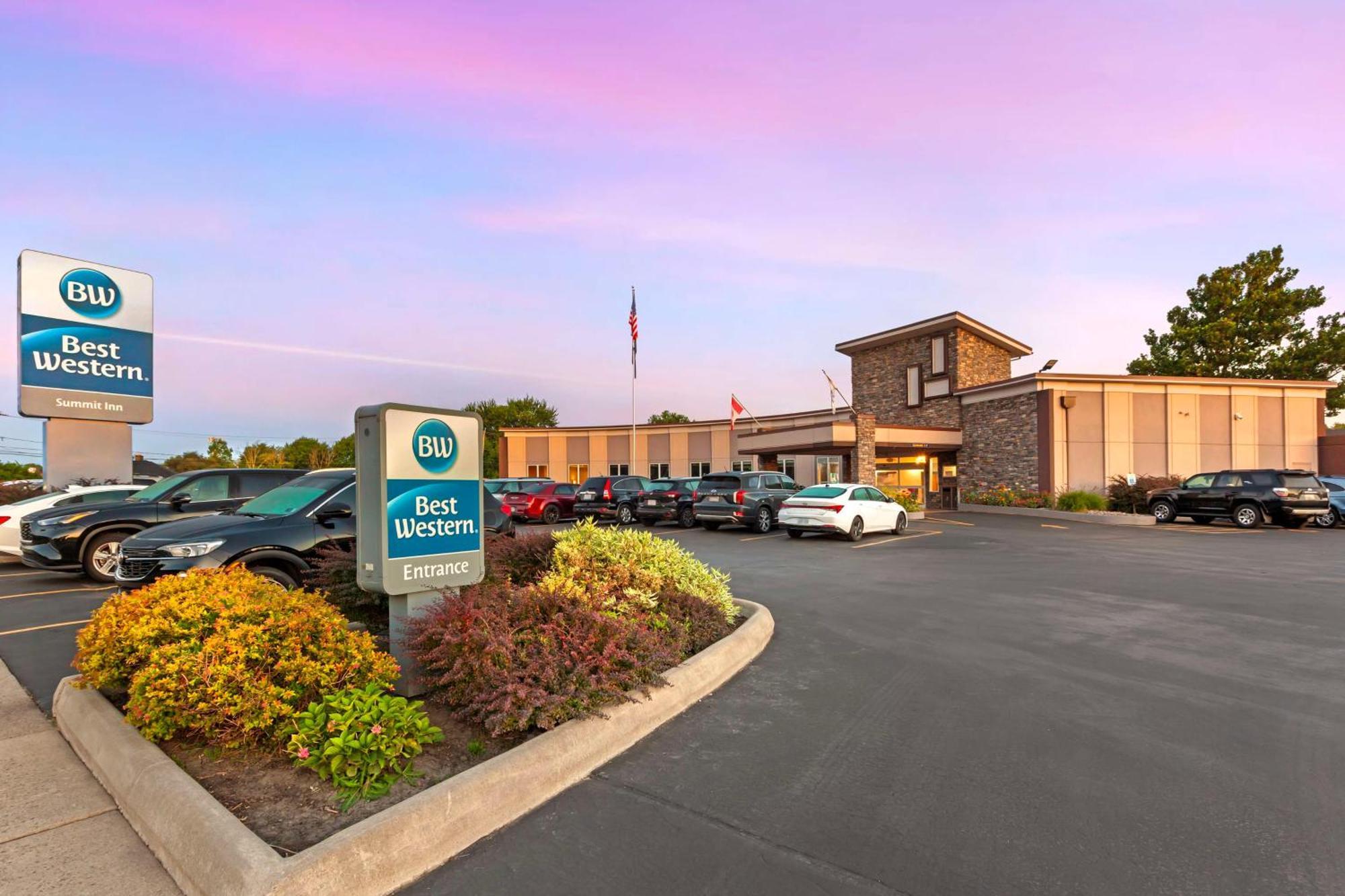 Best Western Summit Inn Niagara Falls Exterior photo